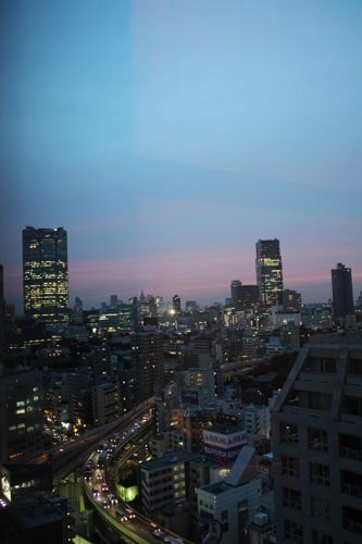 占いは幸せになるためのツール　みさきのゑHAPPYになるブログ-六本木ヒルズ夕暮れ