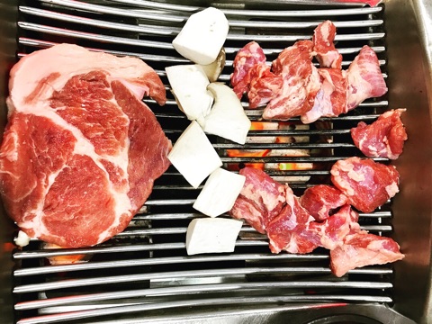 {F88105A8-1FCF-42EA-A4EB-F454872E4B96}